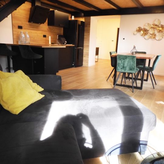 Stan VERUDA, ADAPTIRANO LIJEPO, VRT S PALMAMA150M2, DVA PARKINGA