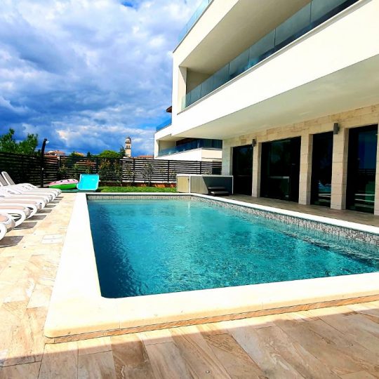 PREMANTURA KUĆA, PREDIVNA KUĆA S POGLEDOM NA MORE