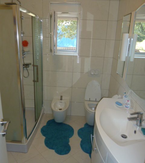 Fažana Valbandon, kuća sa dva stana