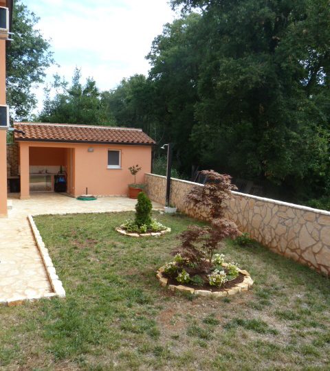 Fažana Valbandon, kuća sa dva stana