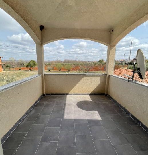 Poreč, Nova Vas, kuća 200 m2