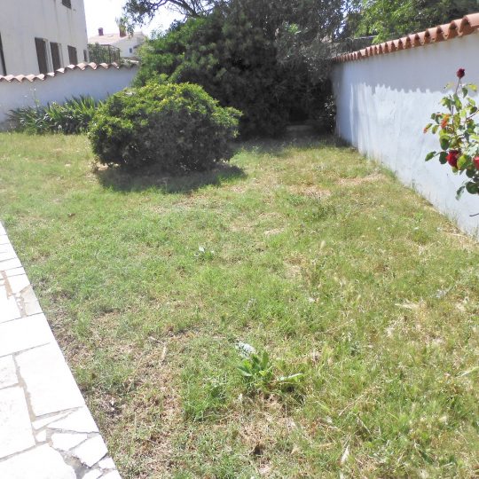 Kuća u Ližnjanu – kvalitetna gradnja za obiteljski život ili investiciju, s pogledom na more