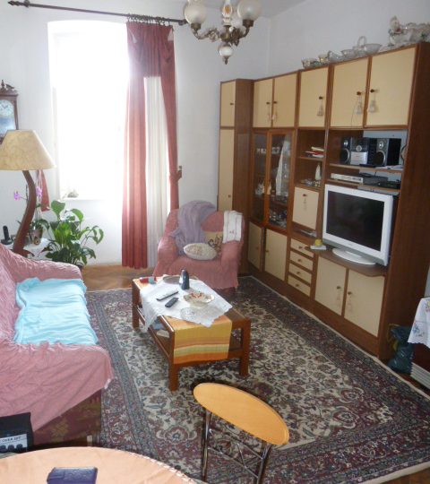 Apartment PULA, ZENTRUM IN DER NÄHE DES SCHUHGESCHÄFTS “BOROVO”, DREI SCHLAFZIMMER