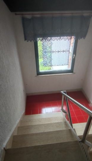 Pula, Haus 268 m2, ruhige Gegend, 163 m2 Garten