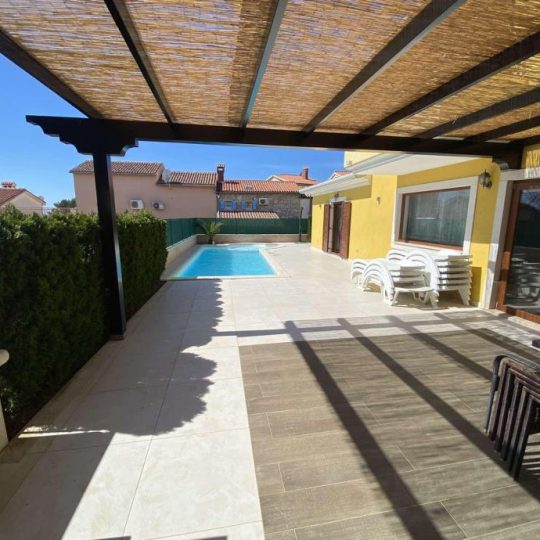Banjole, luksuzna Villa 270 m2, pogled more