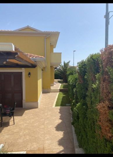 Fažana, villa 200 m2, blizina mora, bazen, odlična lokacija