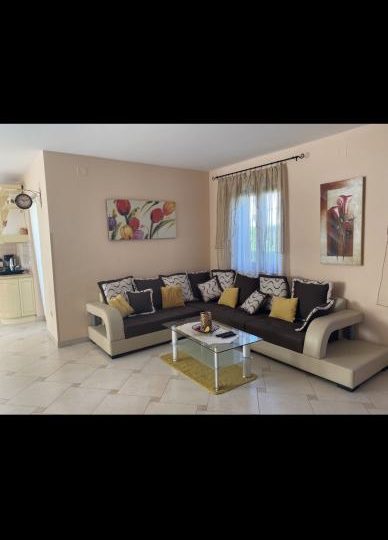 Fažana, villa 200 m2, blizina mora, bazen, odlična lokacija