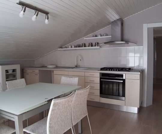 Квартира ПУЛА, СТОЯ, 50М ДО МОРЯ, ВИД НА МОРЕ, ТЕРРАСА 26М2 С ВИДОМ
