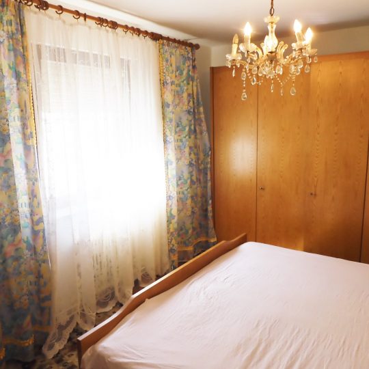 Kuća PULA, LIJEPA i UREDNA KUĆA SA DVA STANA, KOD GROŽNJANSKE ULICE