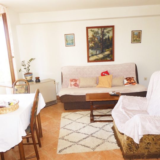 Kuća PULA, LIJEPA i UREDNA KUĆA SA DVA STANA, KOD GROŽNJANSKE ULICE