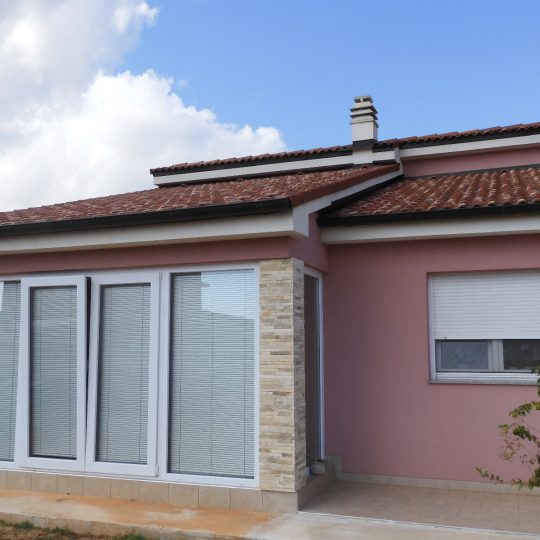 House PULA, 3 KM TO PULA, 4 KM TO MEDULINA, THREE BEDROOMS