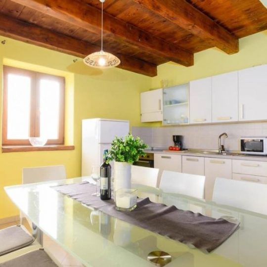 Rustic villa with pool, 4 bedrooms, sea view