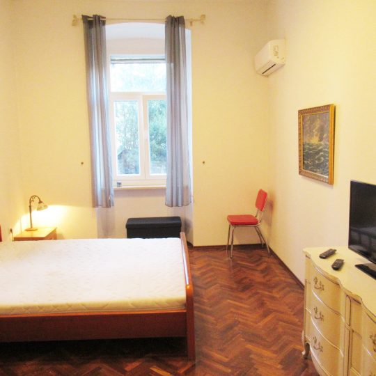 Квартира ПУЛА, ЦЕНТР, РЯДОМ С ТЮБЕ ЮРИНА И ФРАНИНА