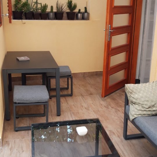 Kuća PULA, CENTAR,PRIZEMNICA, TERASA 25 m2, BLIZINA FORUMA
