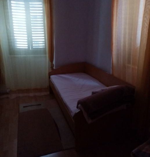 PULA, CENTER, SECURED PARKING, THREE BEDROOMS