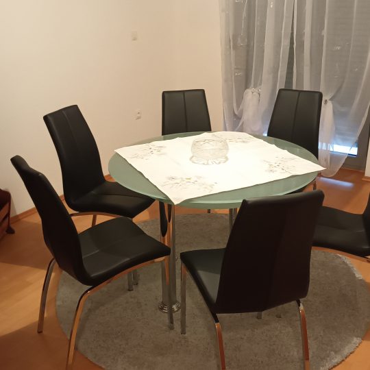 Stan PULA, STAN CENTAR, VELIKA TERASA, OSIGURAN PARKING