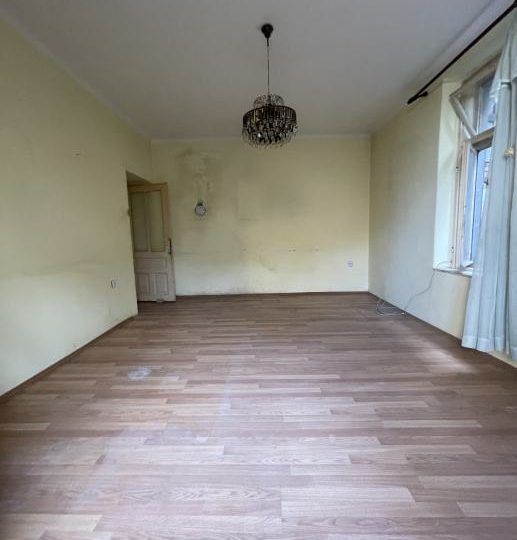 Apartment on the ground floor (ideal for rent to students) (sale)