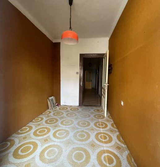 Apartment on the ground floor (ideal for rent to students) (sale)