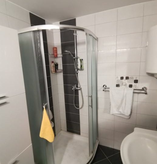 Stoja 78m2 visoko prizemlje (prodaja)