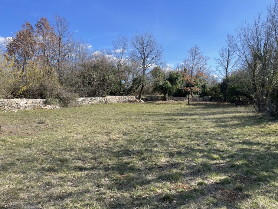 vodnjan-8000-m2-slika-190306351