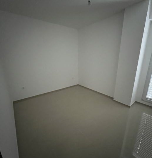 Stan u centru Pule u modernoj zgradi iz 2021. godine