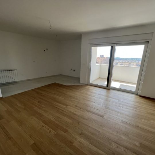 WOHNUNG IM ZENTRUM MIT BLICK AUF DAS AMPHITHEATER VON PULA
