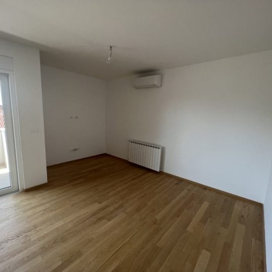 WOHNUNG IM ZENTRUM MIT BLICK AUF DAS AMPHITHEATER VON PULA
