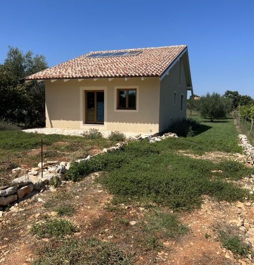 Haus zum Ausruhen! Ferienhaus im Grünen! (Verkauf)