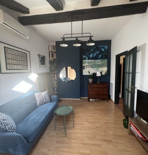 WOHNUNG ZU VERKAUFEN MIT SAUBEREM EIGENTUM (Verkauf)