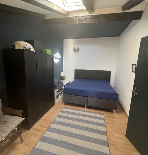 WOHNUNG ZU VERKAUFEN MIT SAUBEREM EIGENTUM (Verkauf)