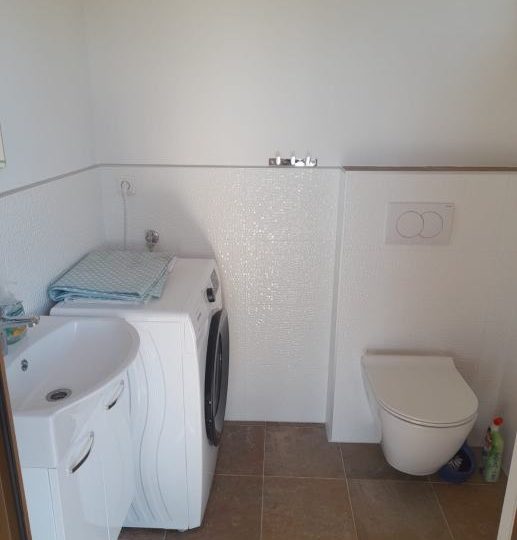 IMMOBILIEN IN ZELENIL!!! (Verkauf)
