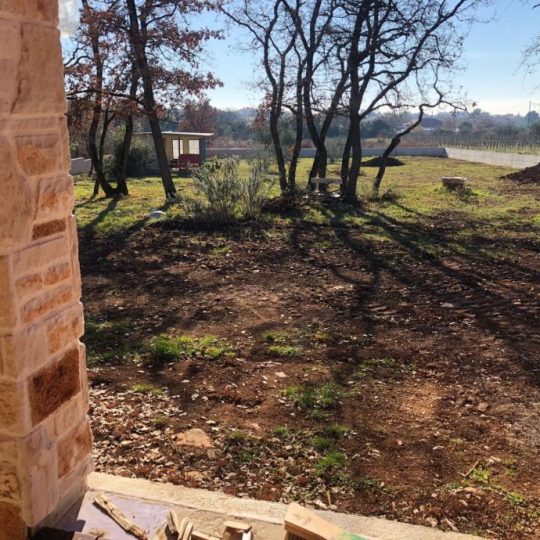 IMMOBILIEN IN ZELENIL!!! (Verkauf)