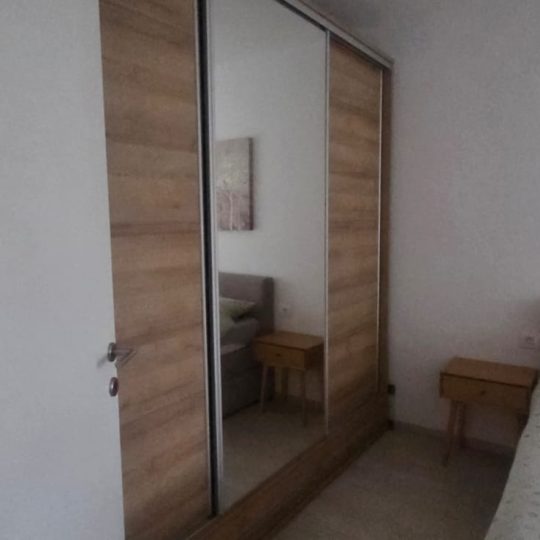 Veruda, dvosobni stan s vrtom i parkirnim mjestima – Top lokacija!