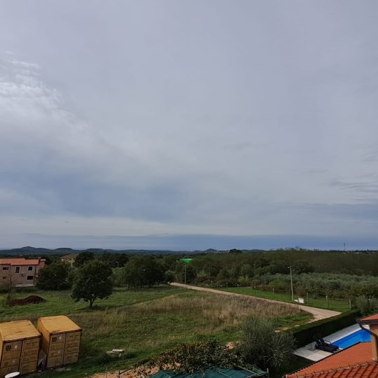 Dvojna kuća s pogledom na more-prodaja!