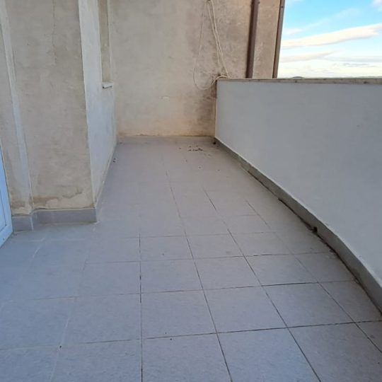 Prostrani stan na Vidikovcu s pogledom na grad