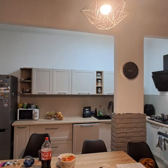 Просторная квартира 115 м² в привлекательном месте в Каштаньере.