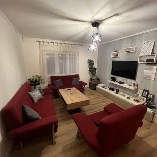 WOHNUNG AUF VELI VRH!!! ORDNUNGSGEMÄSSE DOKUMENTATION!!! (Verkauf)