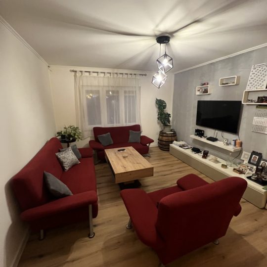 WOHNUNG AUF VELI VRH!!! ORDNUNGSGEMÄSSE DOKUMENTATION!!! (Verkauf)