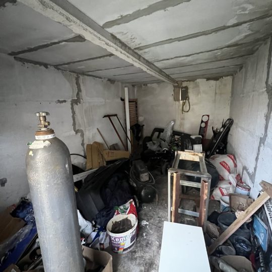WOHNUNG AUF VELI VRH!!! ORDNUNGSGEMÄSSE DOKUMENTATION!!! (Verkauf)
