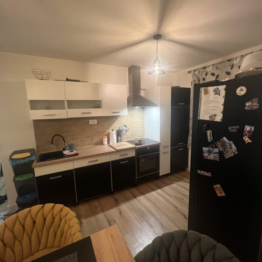 WOHNUNG AUF VELI VRH!!! ORDNUNGSGEMÄSSE DOKUMENTATION!!! (Verkauf)