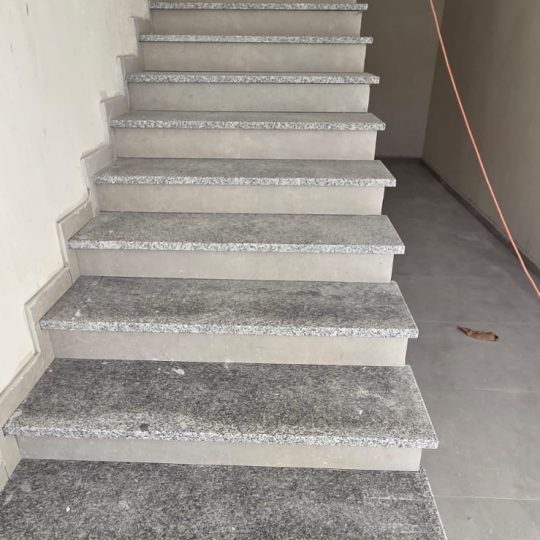 PREKRASAN STAN S POGLEDOM NA MORE – PEROJ, 65 m²