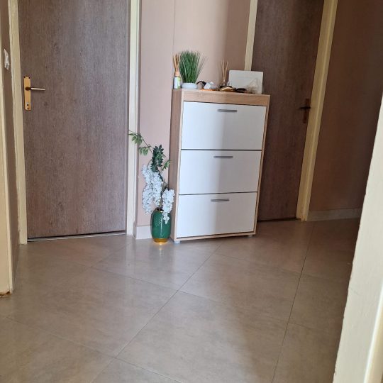 Квартира в Ровине в отличном месте – 81 м², 1 этаж