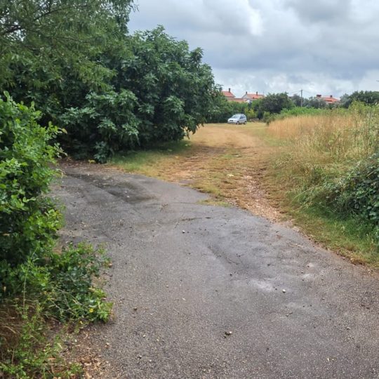 Fažana – zemljište 3331 m², 400 m od mora, odlična lokacija
