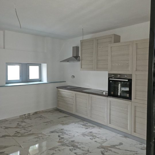 OPPORTUNITY!!! – STONE HOUSE IN THE CENTRE OF THE VILLAGE – 105 m² + YARD (for sale)