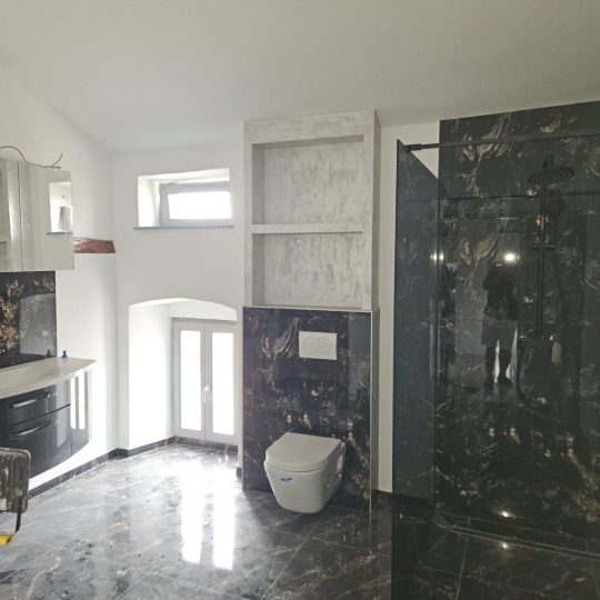 OPPORTUNITY!!! – STONE HOUSE IN THE CENTRE OF THE VILLAGE – 105 m² + YARD (for sale)
