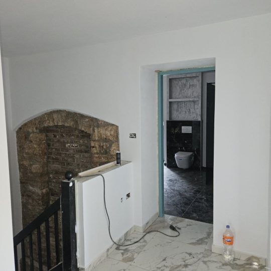 OPPORTUNITY!!! – STONE HOUSE IN THE CENTRE OF THE VILLAGE – 105 m² + YARD (for sale)
