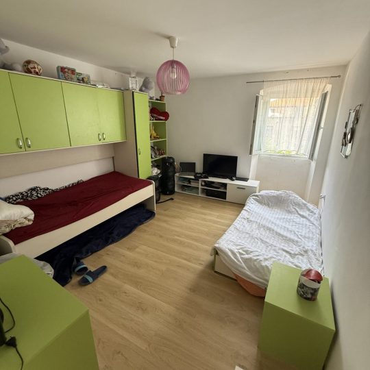ATTRACTIVE STONE HOUSE 208 m² – 4 FLOORS – POTENTIAL FOR 4 BEDROOMS (for sale)