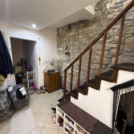 ATTRACTIVE STONE HOUSE 208 m² – 4 FLOORS – POTENTIAL FOR 4 BEDROOMS (for sale)
