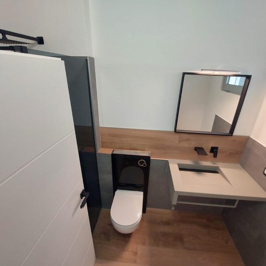 Na prodaju – cijela etaža s 4 stana na Velom Vrhu