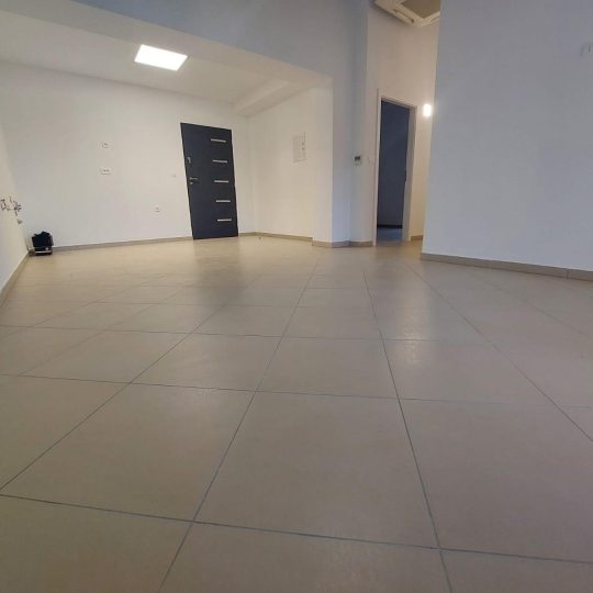 Na prodaju – cijela etaža s 4 stana na Velom Vrhu